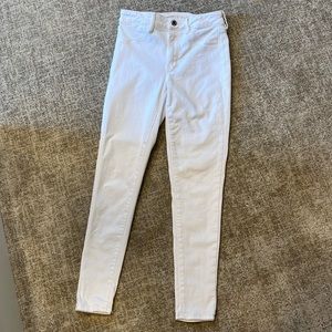 American Eagle Next Level Stretch High Rise Skinny White Jegging size 6